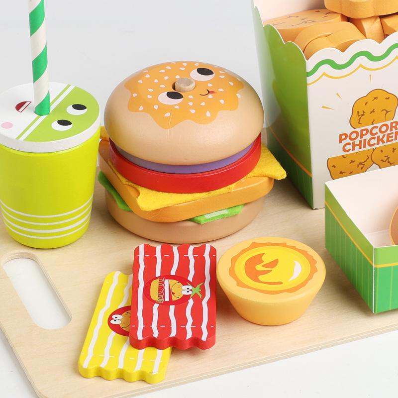 Juego de juguetes para niños transfronterizos Simulación de madera para jugar a la casa Burger Sándwich de papas fritas Toque de vajilla de cocina