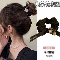 ツバキの花の大腸の髪輪の女性の韓国式の優しさの新型の気質の頭の紐の小さい香の風のヘアバンドの高級感の髪飾り