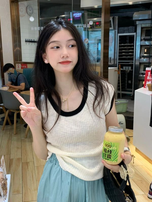 フレンチコントラストカラーUネックニット半袖Tシャツレディース夏デザインニッチシックショートスリムフィットショルダートップトレンディ|undefined