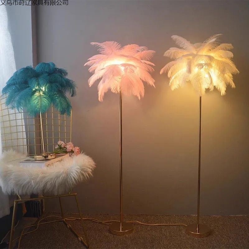 Feather Floor Lamp for Living Room, Ostrich-Style Ambient Standing Lamp, Bedroom Bedside Lamp, Trendy Light Luxury Live Streaming Room Creative Table Lamp