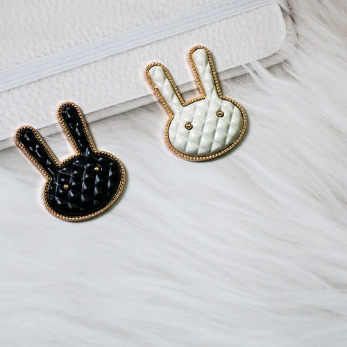 Creative Spray Painted Bear Rabbit DIY Accessory Pendant Mini Bags Phone Case Charms Fashion Decorations
