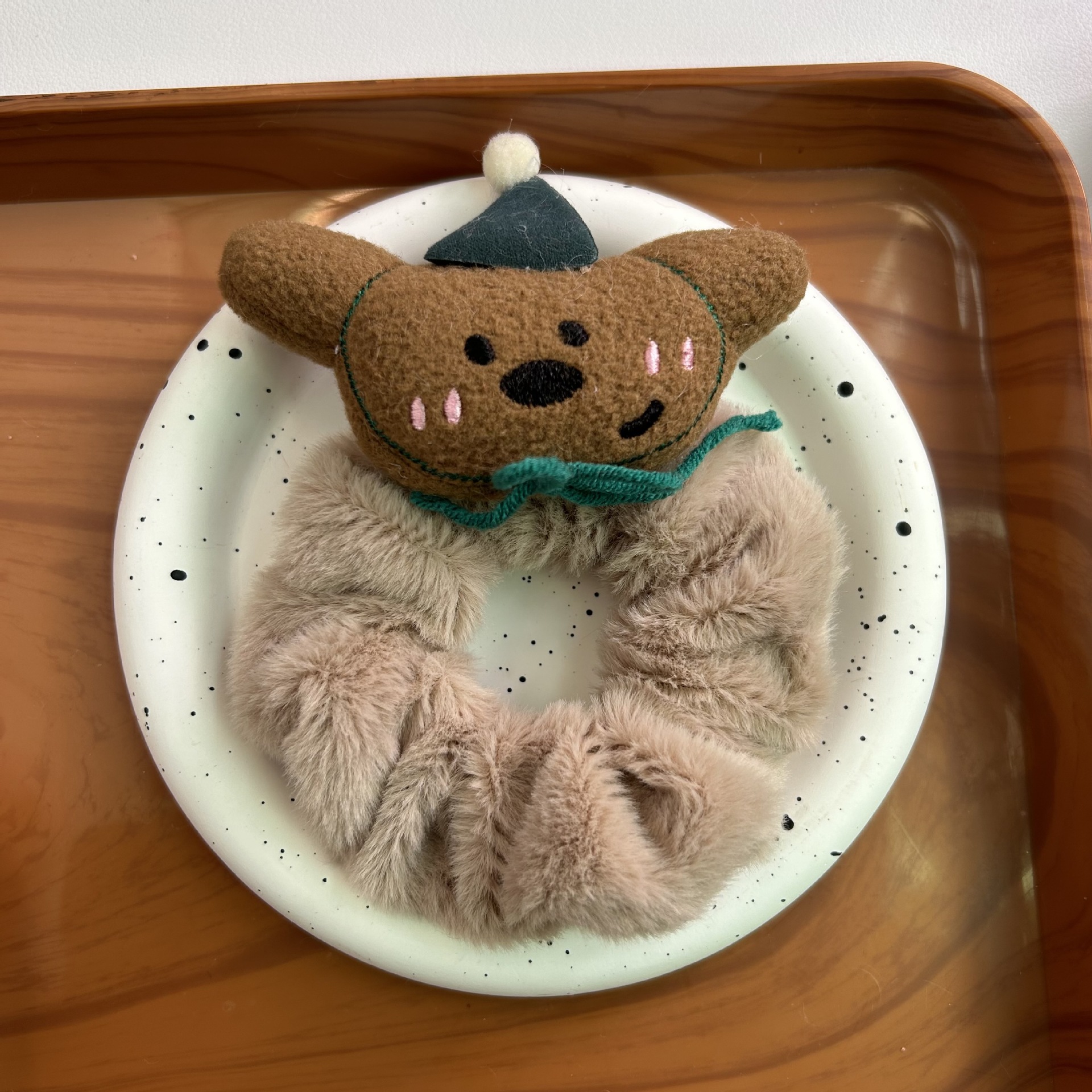 Otoño y invierno nuevo estilo coreano lindos dibujos animados de peluche círculo de intestino grande chica adornamiento de cabello de alta sensibilidad correa de cuero cabello cordón