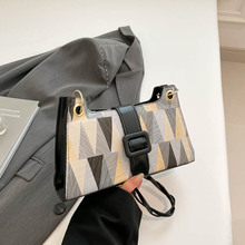 小众设计几何拼接腋下包斜挎小包包女2025春季新款质感单肩斜挎包