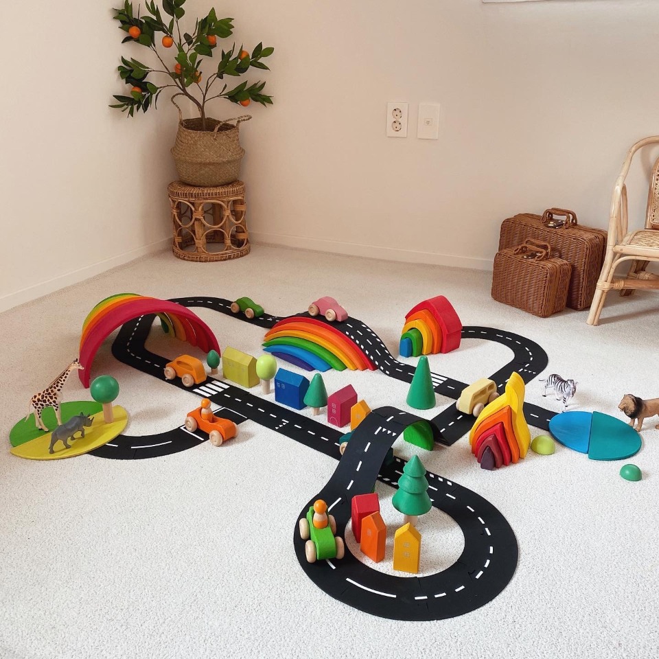 Build a Car for Boys and Kidsren, Track Highway Plastic Toys, Pvc Soft Glue Ins, Female Puzzle Splicing Building Blocks