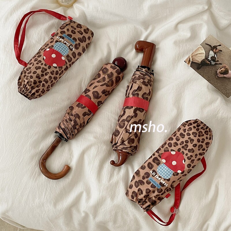 Msho Small Boots~Leopard Print Retro Hook Umbrella for Women, High Aesthetic Value, Dual-Use for Sun and Rain, Uv Protection Msho Small Boots~Leopard Print Retro Hook Umbrella for Women, High Aesthetic Value, Dual-Use for Sun and Rain, Uv Protection