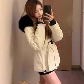 白色收腰羽绒服女2024冬季保暖新款加厚短款滑雪派克服