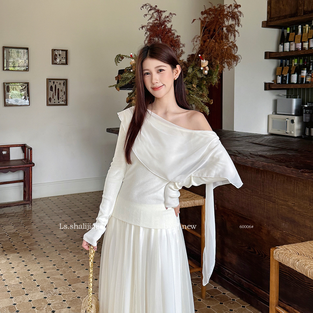 LS Shuzhi French-style off-shoulder top with a pure and alluring feel, new spring 2026 design, women's clothing 60006#