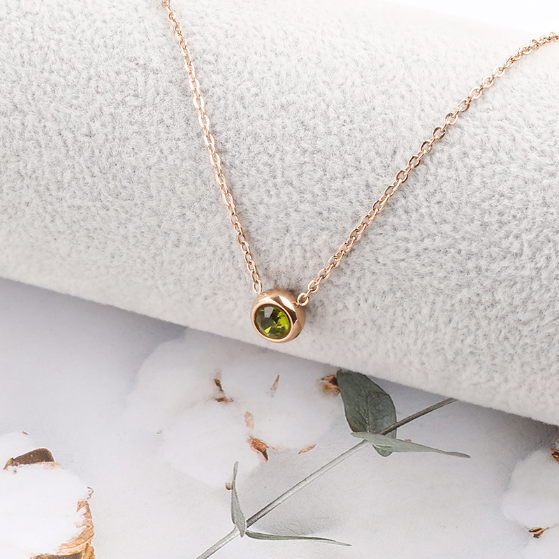 Wholesale 1 Piece Lady Round Stainless Steel Titanium Steel 18k Gold Plated Zircon Pendant Necklace display picture 5