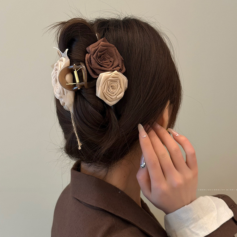 Pince à cheveux en forme de requin pour femme, grande pince à cheveux en forme de fleur de Maillard, épingle à cheveux cassée, accessoires pour cheveux_voghion.com