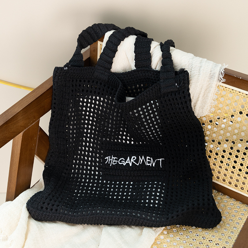 Letter Knitted Bag [Black]