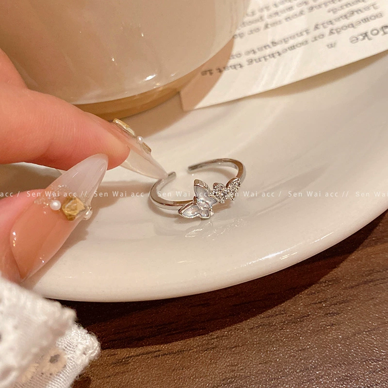 Ring, Retro Small Bow Design, Light-Luxury Silver-Tone Statement, One Size