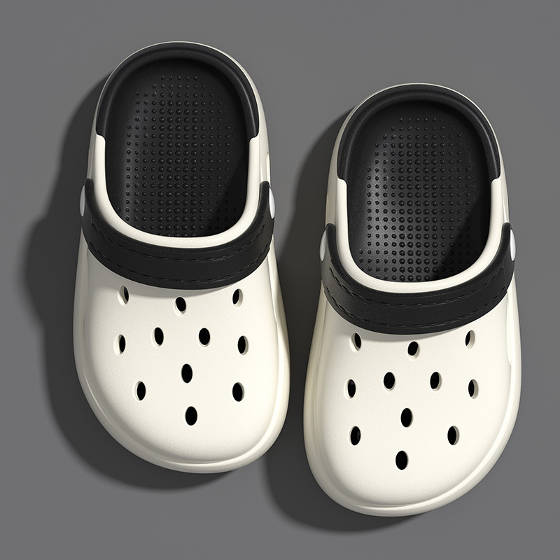 DIY new EVA two-color children's hole shoes covered toe non-slip beach shoes wear sandals cute boys and girls