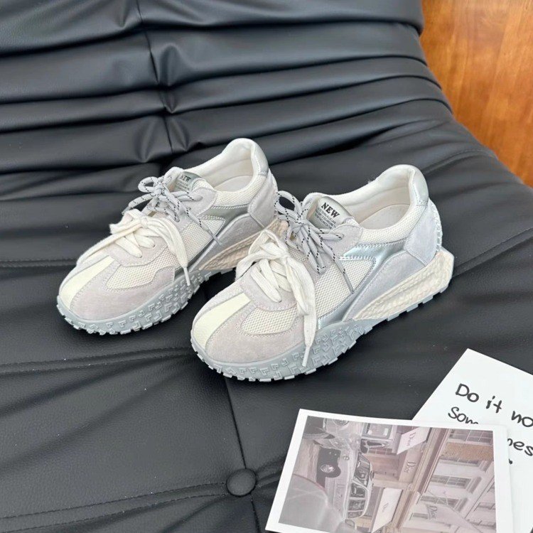 Koreanische zweifarbige Schnür-Sneaker für Damen mit 7 cm Absatzhöhe – Bequeme Plateau-Sneaker für zierliche Frauen_voghion.com