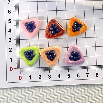 Simulation Food Toy Blueberry Pizza Resin Accessories DIY Homemade Cream Glue Hairpin Ornaments Clog Shoe Buckle Materials Simulation Food Toy Blueberry Pizza Resin Accessories DIY Homemade Cream Glue Hairpin Ornaments Clog Shoe Buckle Materials