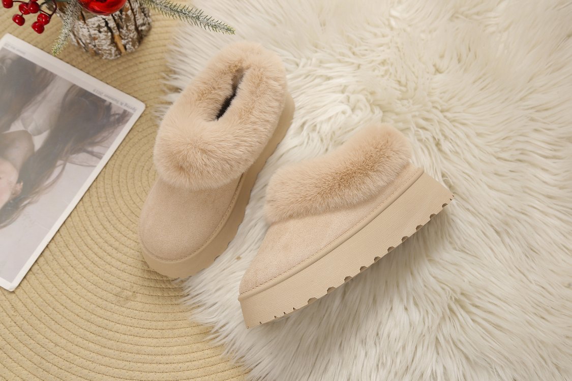 A new winter slip-on snow boots women's shoes plush one cotton shoes plus velvet thickened_voghion.com