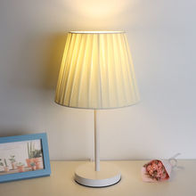 ���Ҵ��^���W�tins��Ů�ď͹ż���̨���o��LED�b�Сҹ��̨�����l