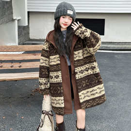 女童连帽夹棉毛毛衣冬季2025新款宽松拼接羊羔毛棉衣加厚棉服外套