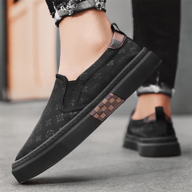 Men's trendy style solid color slip-on slip-on shoes Korean version summer youth simple wind breathable casual sneakers on behalf of_voghion.com
