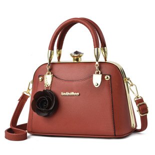 ���|Ů���μ���ٴ�Ůʿ�¿��F�D���n�泱�rŮʿ����б��������