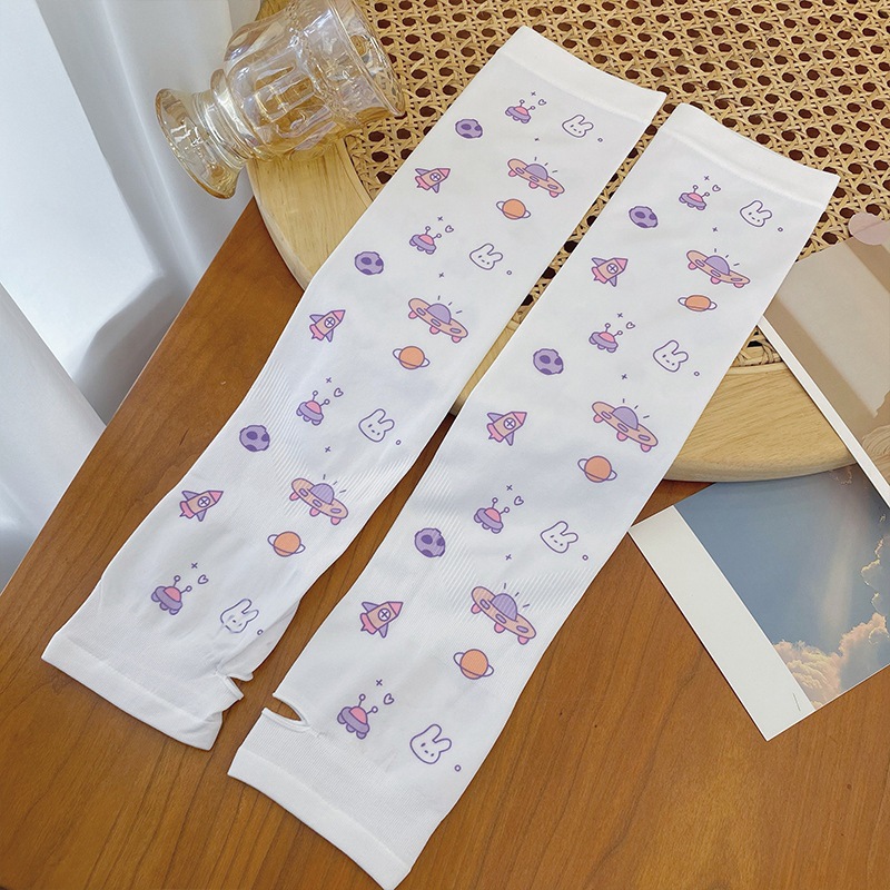 외계인 우주선과 로켓