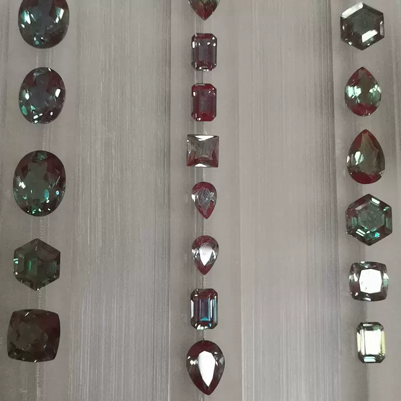 热卖款几何形变石实验室提拉培育亚历山大石裸石戒面宝石批发厂家