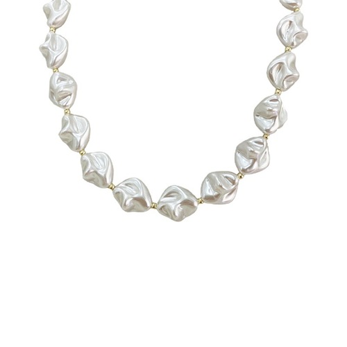 Baroque Alien Imitation Pearl Necklace for Women, Sensual Elegance, French Minimalist Retro OT Clasp Imitation Pearl Lockchain