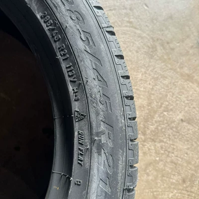 run-flat technology, size 285/45R21, Vehicle tire