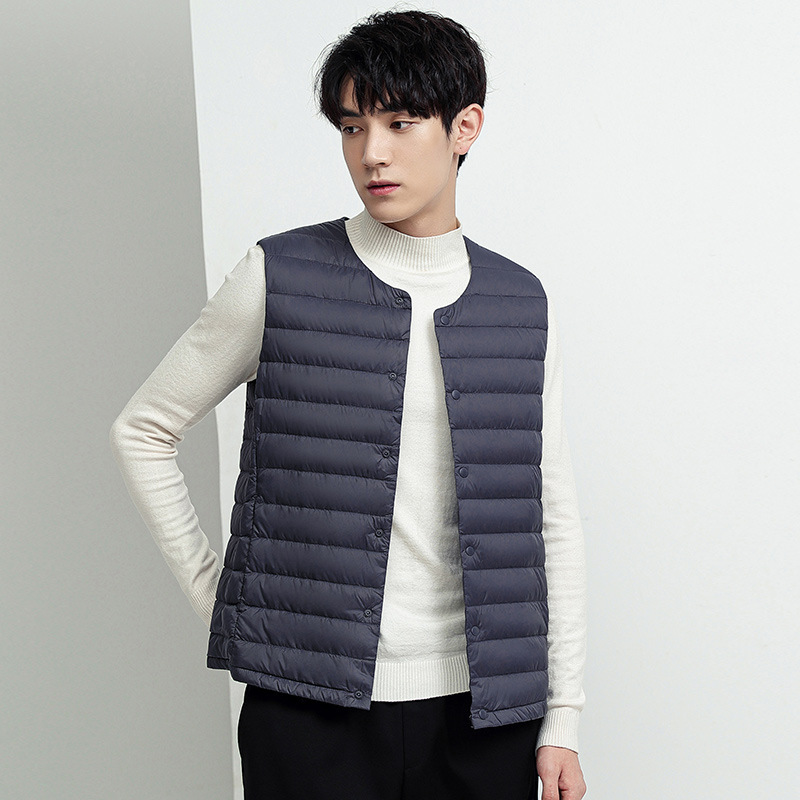 New autumn/winter casual down vest, lightweight and warm, Korean style trendy V-neck vest liner for men.
