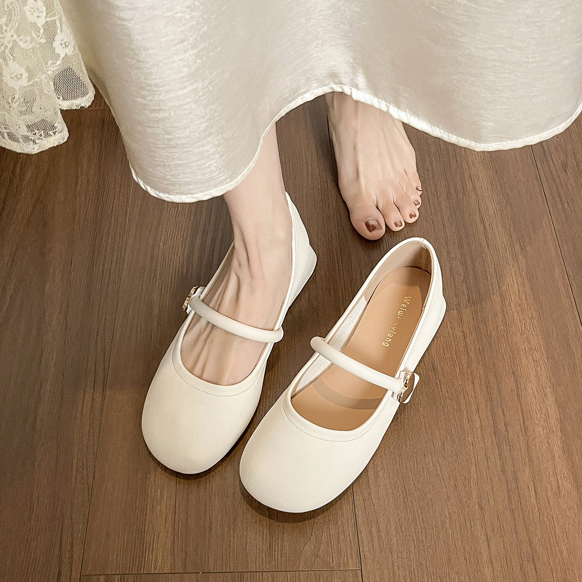 Weiwei Girl 601-31 Shallow Mouth Single Women, Chunky Heel, Soft Sole, Elegant, Suitable For Dresses, Gentle French Mary_vogvips.com