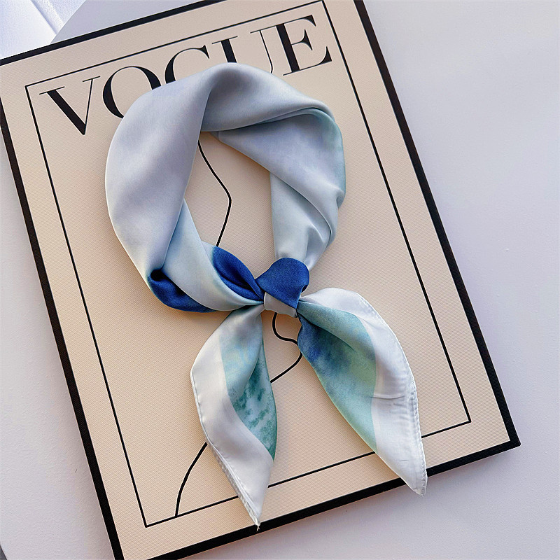Bufandas de seda para mujeres primavera y otoño bufandas de moda para mujeres bufandas de cuello para maestros y empleados regalos de impresión de lujo ligero