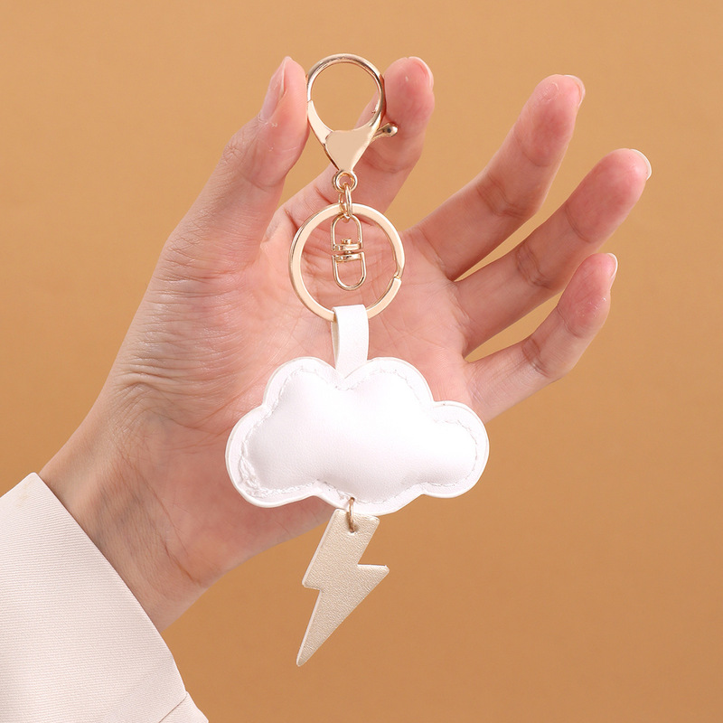 Ins Wind Cloud Lightning Summer Panda Giraffe Fruit Pu Printed Leather Pendant Keychain Bag Hanging