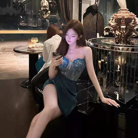 高冷御姐风蕾丝拼接抹胸连衣裙女夏不规则褶皱收腰包臀短裙显高性
