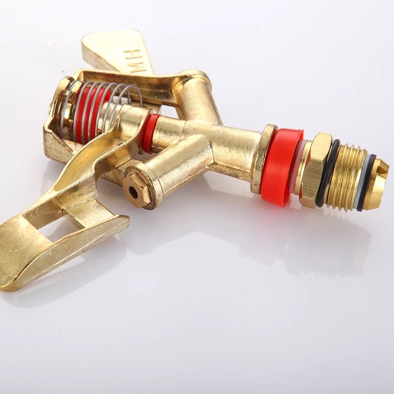 360 grados giratorio de aleación de zinc Rocker brazo rociador 4 puntos 6 puntos ajustable Césped Paisajismo tierras de cultivo riego rociador