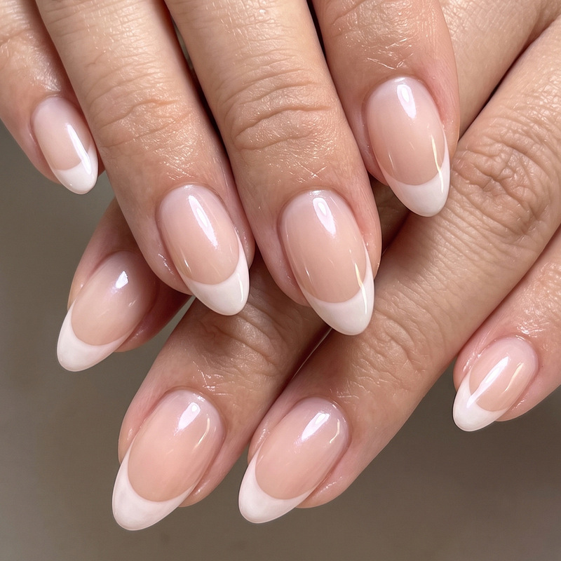 24-piece nude white French-style short almond-shaped minimalist detachable nail tips for everyday wear 24-piece nude white French-style short almond-shaped minimalist detachable nail tips for everyday wear