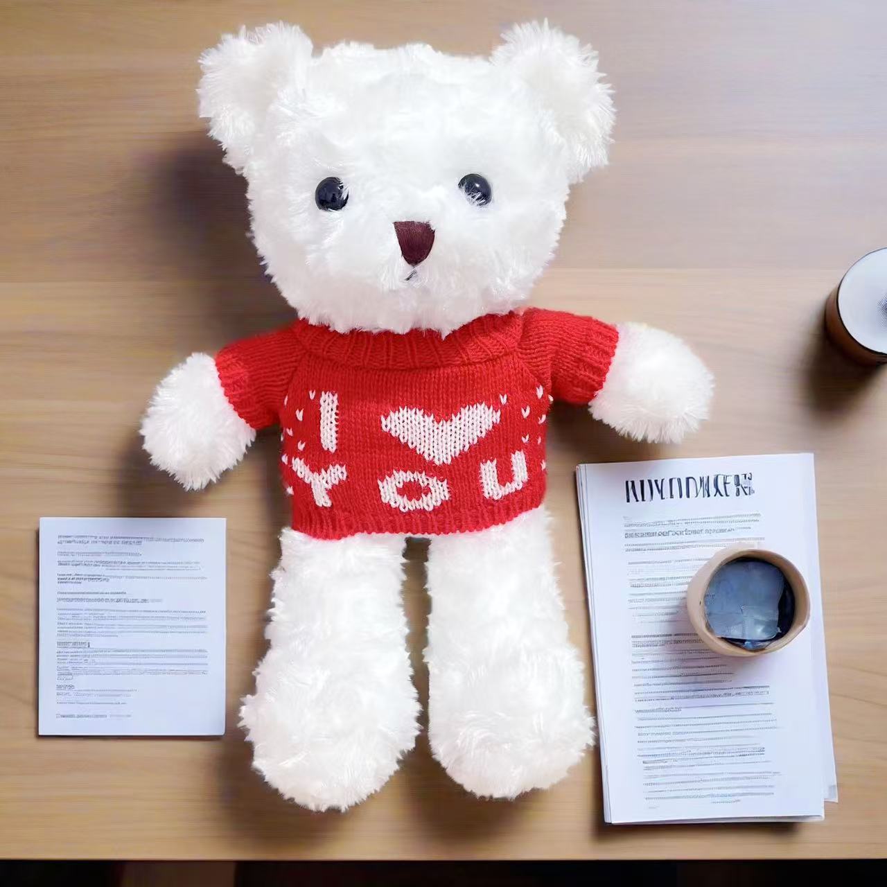 Red love white bear