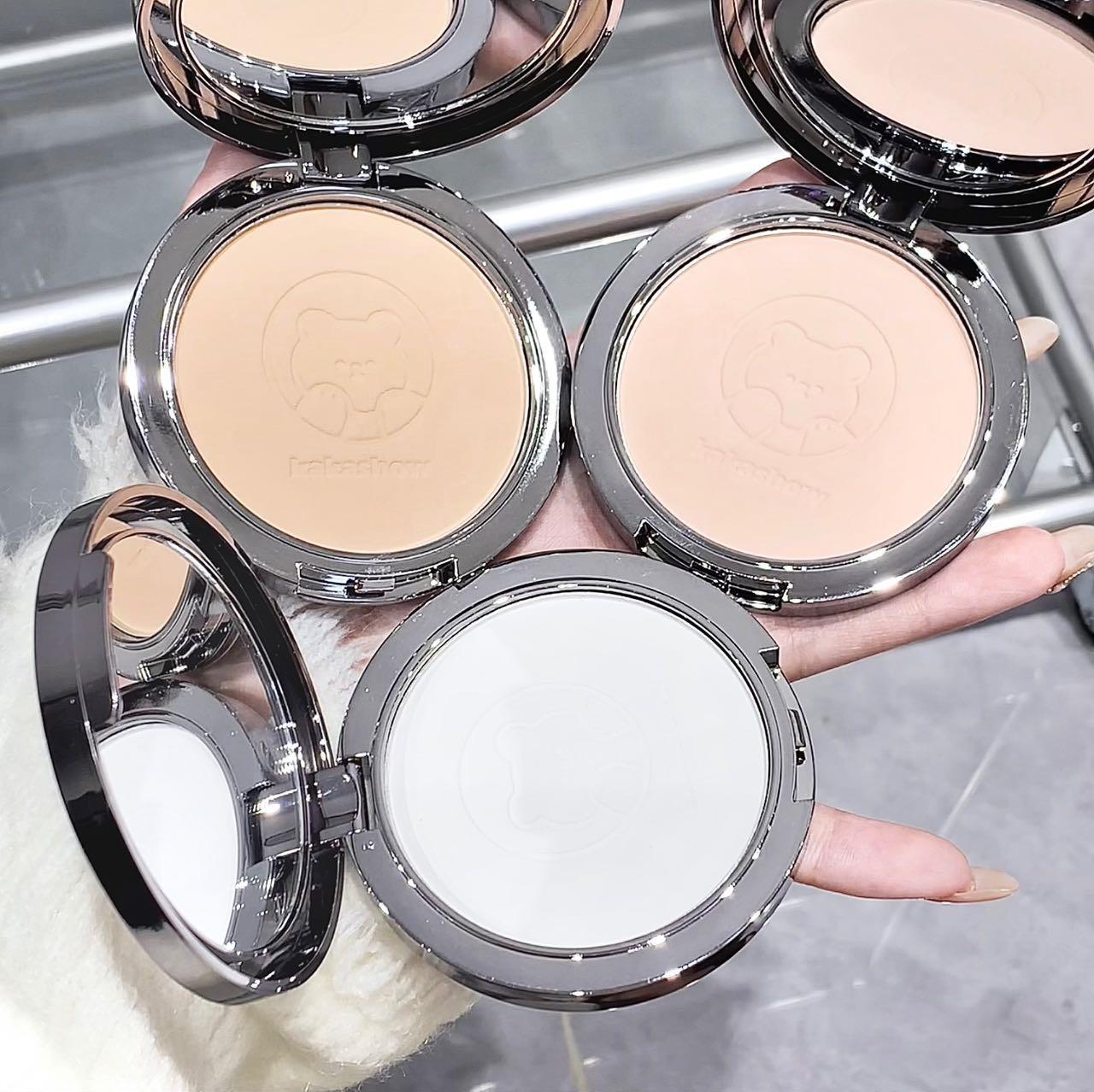 kakashow Little Bear loose Powder compacts oil control, long-lasting makeup setting, concealing, nourishing, smoothing, touch-up, waterproof and dry oily skin undefined