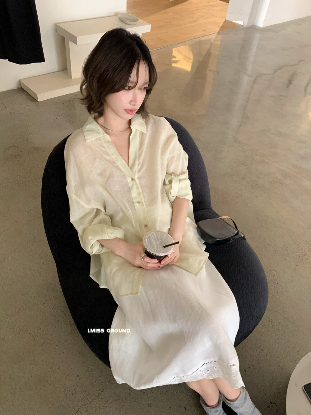 Vàng nhạtcolor