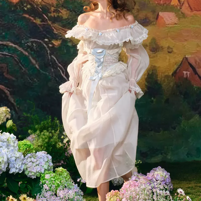 现货蓝绣球法式仙女裙一字肩白色长款连衣裙蕾丝鱼骨裙长袖