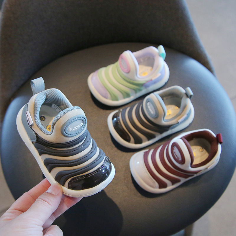 Spring and Autumn New Children's Running Shoes Soft Sole Striped Children's Casual Shoes Men's and Women's Baby Caterpillar Sports Shoes One-Piece