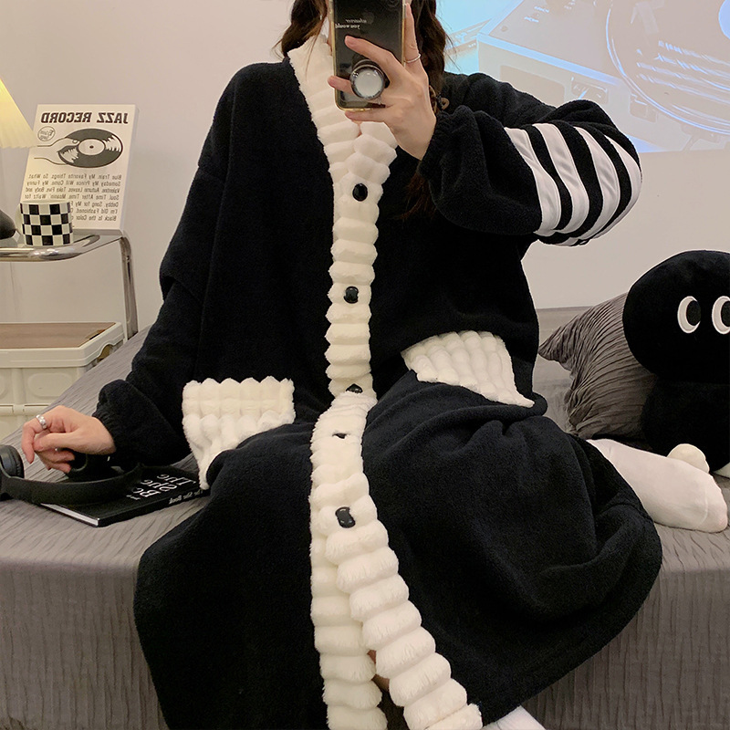 Coral fleece nightgown women's autumn and winter fleece-lined thickened flannel Japanese bathrobe winter maternity pajamas homewear