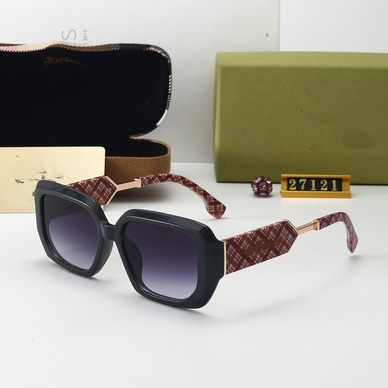 2025 Classic European and American Internet Celebrant Retro Star Sunglasses Sunglasses Women's Side Bag Striped Mirror Legs All-match Fashion Wholesale