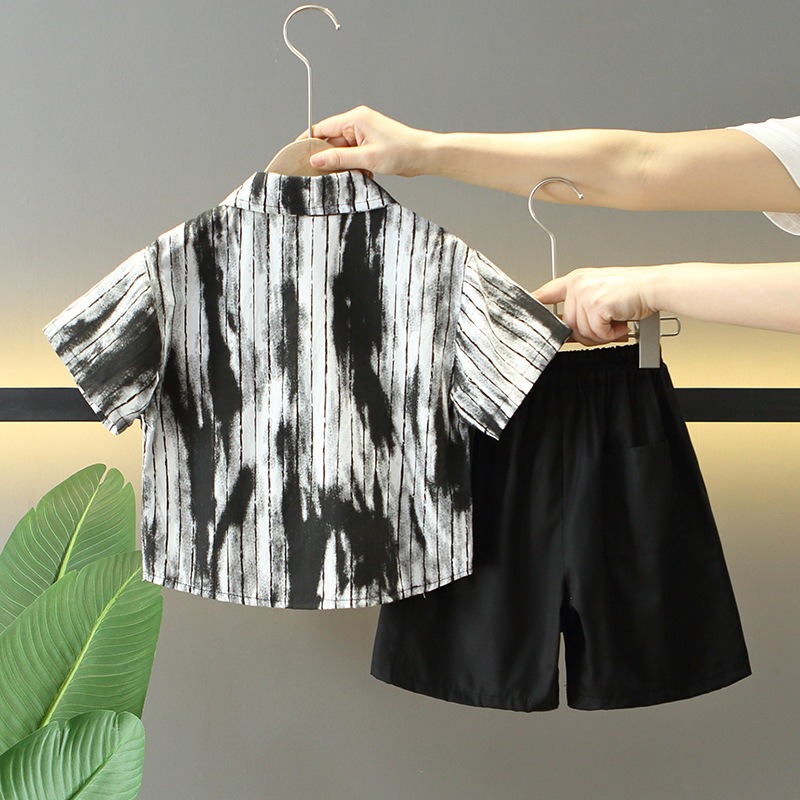 8104 Traje de camisa de manga corta para niños 2025 Nuevo estilo Ropa de verano para niños guapos Traje de dos piezas Ropa coreana para bebés Trendy