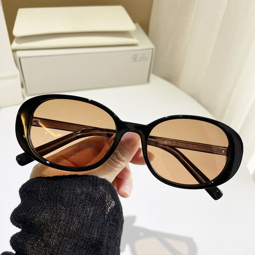 Small oval frame sunglasses for women, high-end vacation seaside anti-UV white frame polarized sunglasses personality