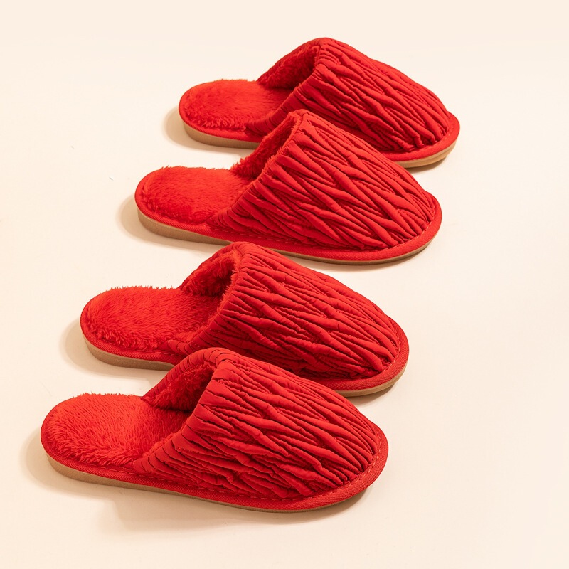 Cotton Slippers for Wedding, a Pair for Women, Winter 2024 New Festive Style, Wedding Dowry, Newlywed Home Couple, Red Wedding Shoes for Winter