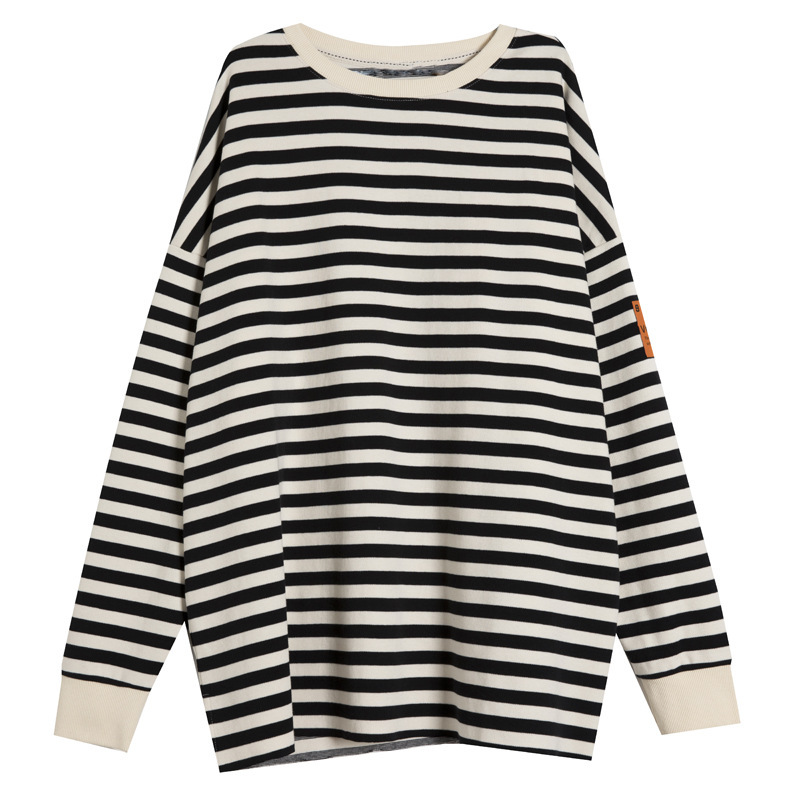 妊婦服春秋のスーツに服を着てファッション的なシャツを着て秋のtシャツを着ます。|undefined