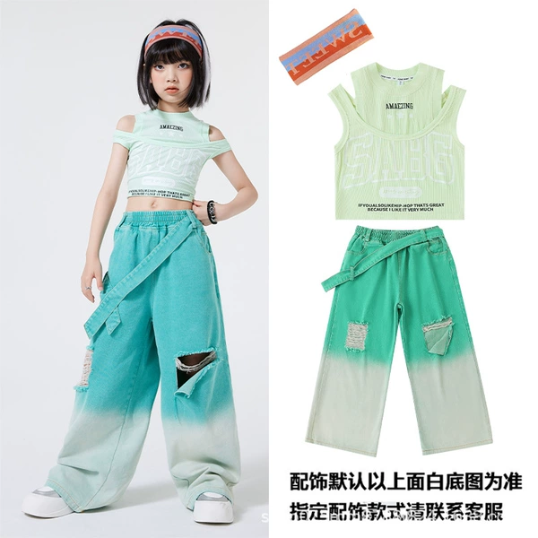 Vest, trousers, headband, 32
