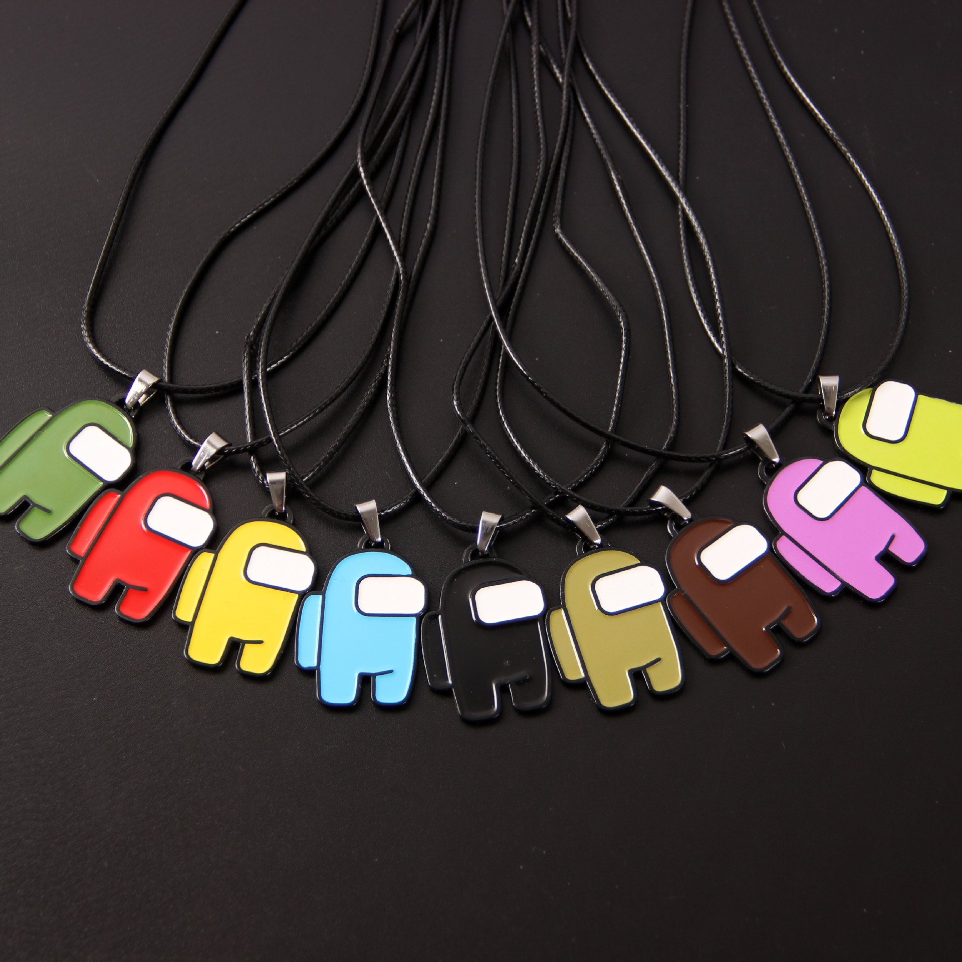 Entre nosotros juego COLLAR COLGANTE espacio Hombre Lobo matando juego periférico colgante collar ventas directas de la fábrica