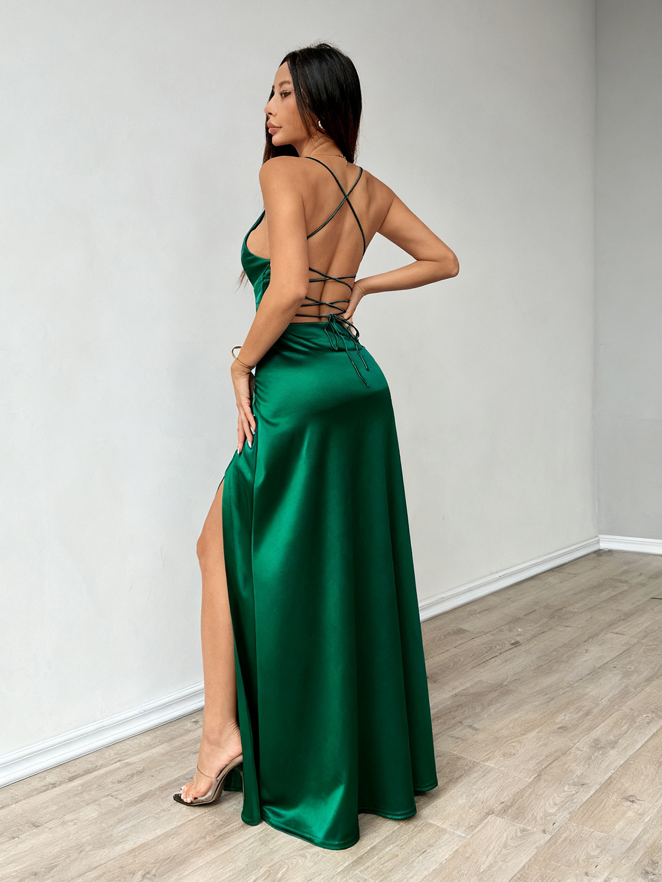 Robe K neuve avec caraco et fente, robe de soirée élégante et luxueuse_voghion.com
