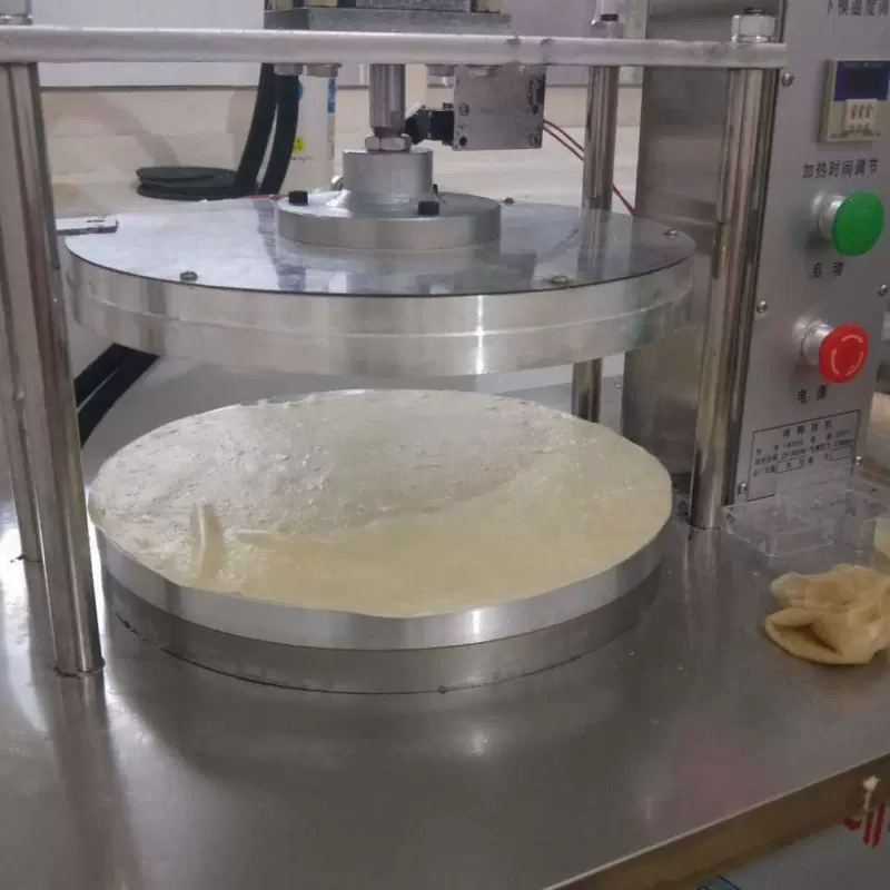 新型商用烙饼机 全自动烤鸭饼机 自熟卷饼机全自动压饼机现货销售