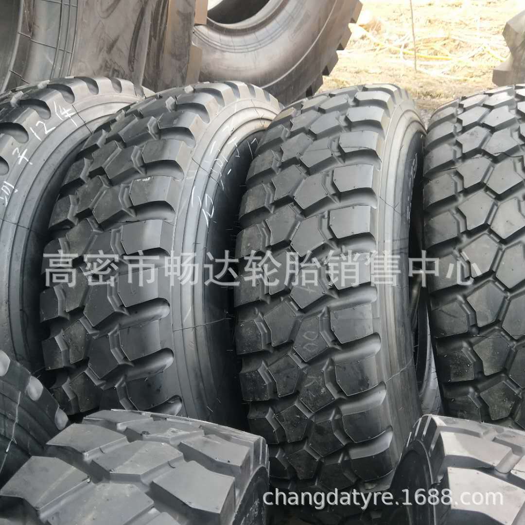 14.00R20子午线 全钢 机械轮胎  越野轮胎 military tire